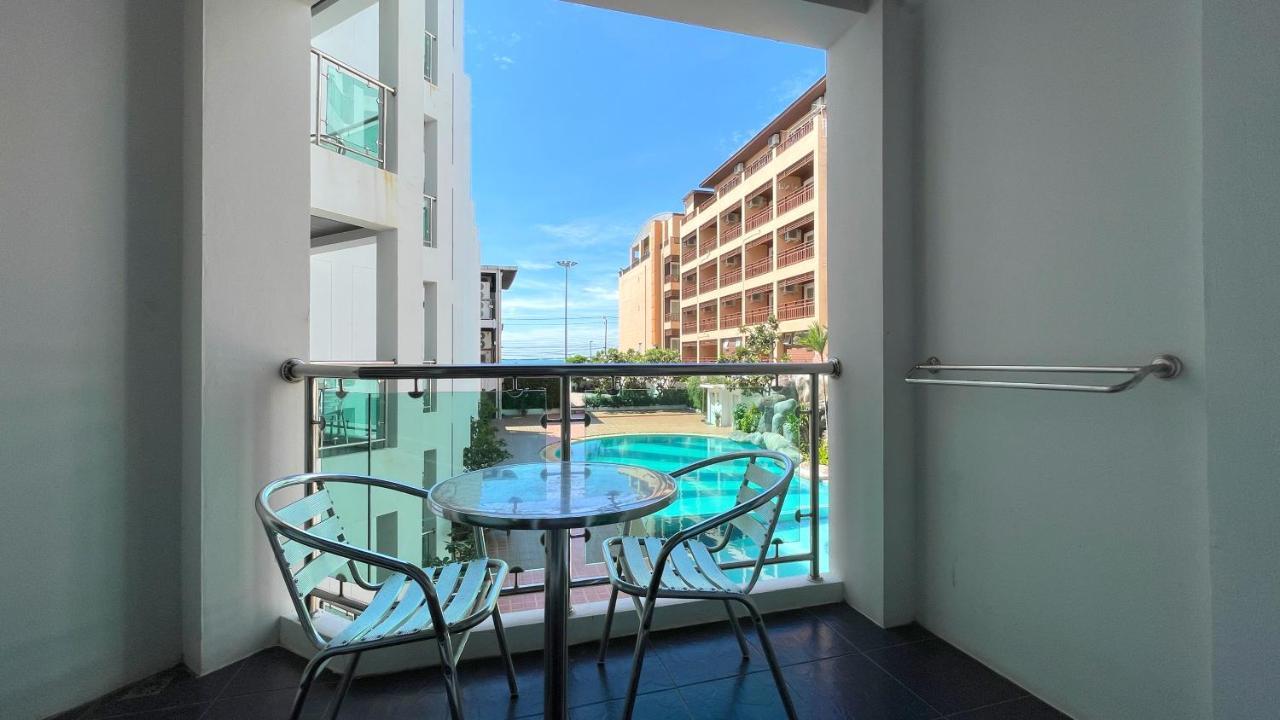Dragon Beach Resort , Jomtien Beach Pattaya Kültér fotó