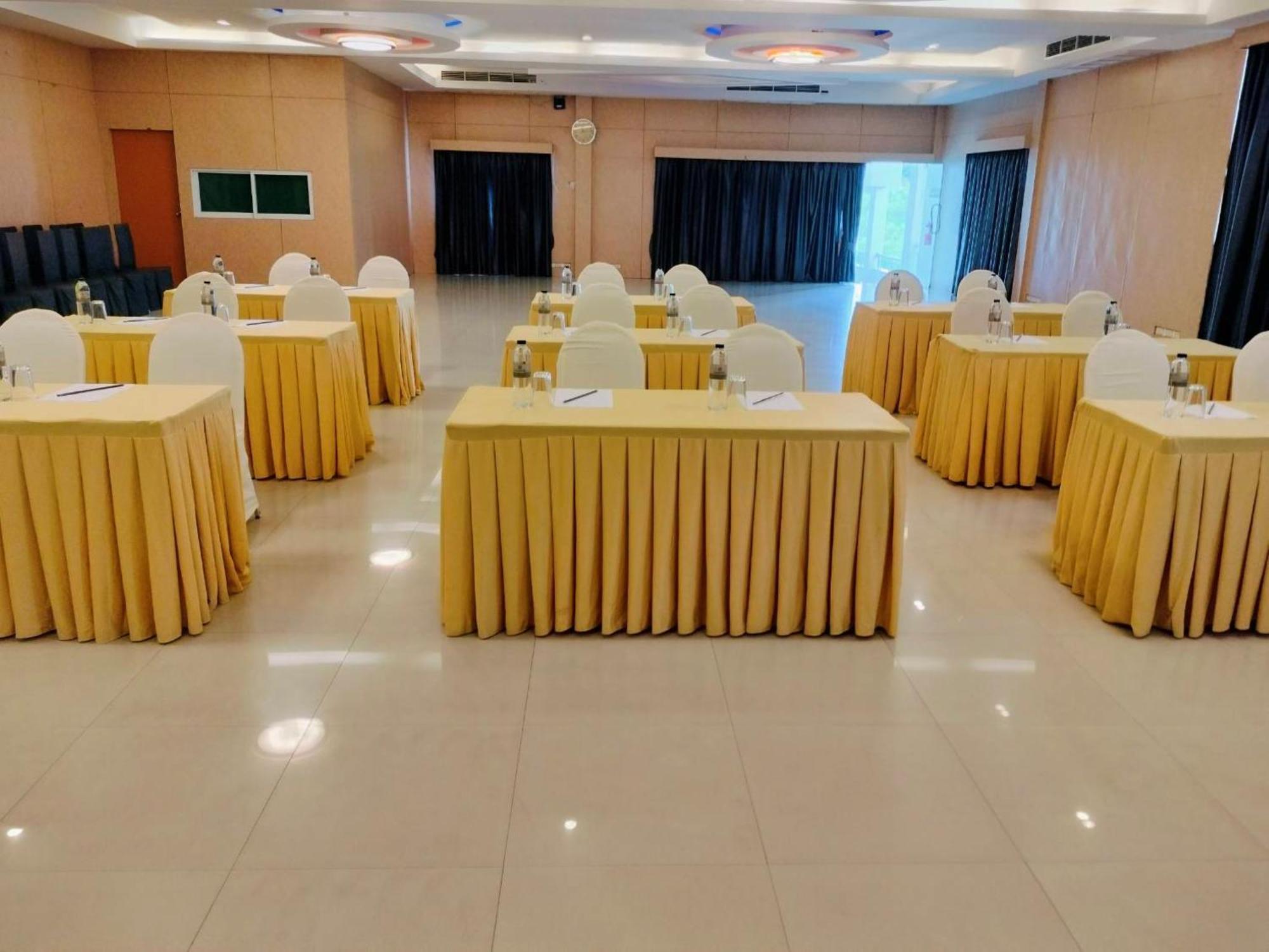 Dragon Beach Resort , Jomtien Beach Pattaya Kültér fotó