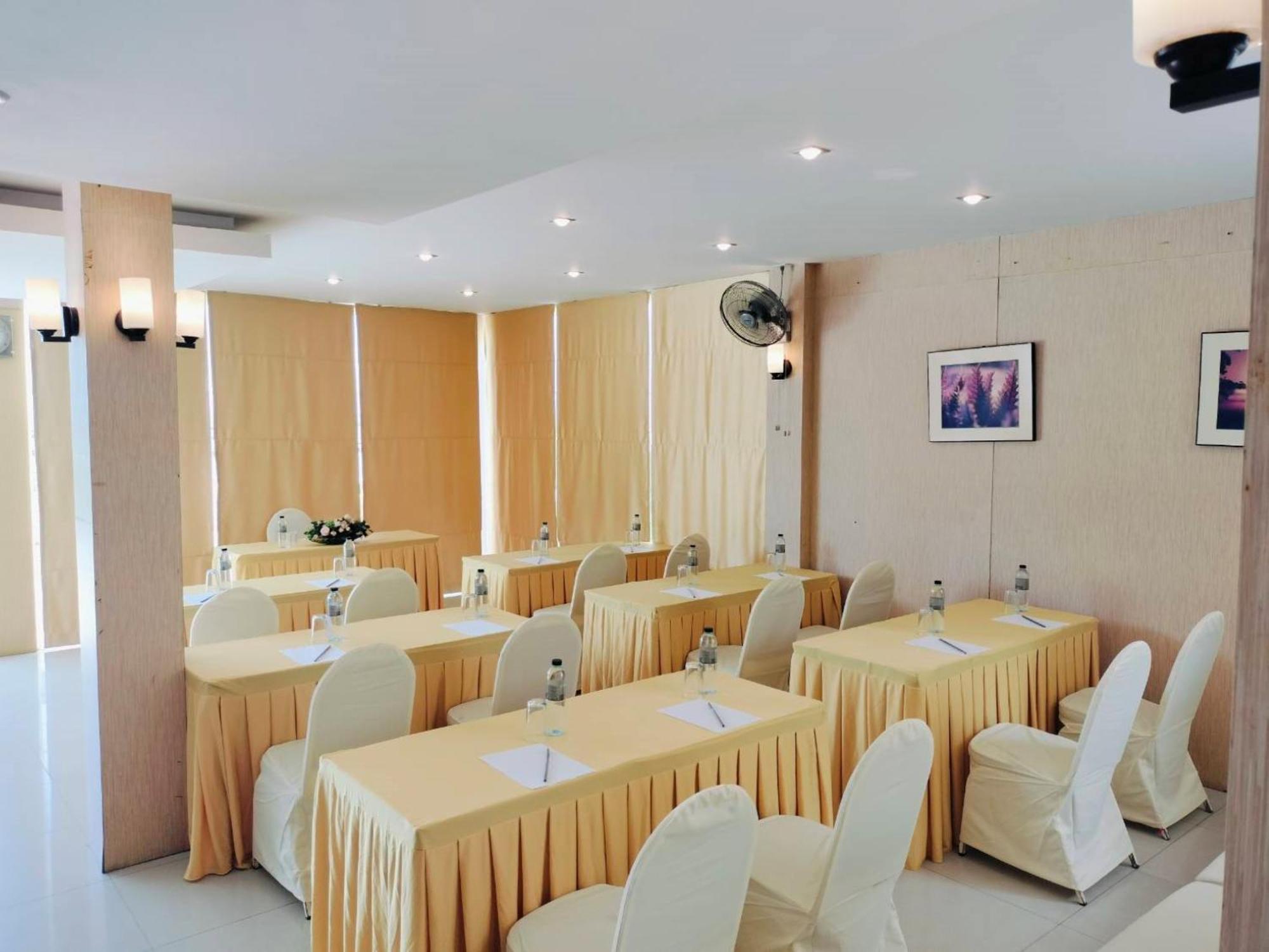 Dragon Beach Resort , Jomtien Beach Pattaya Kültér fotó