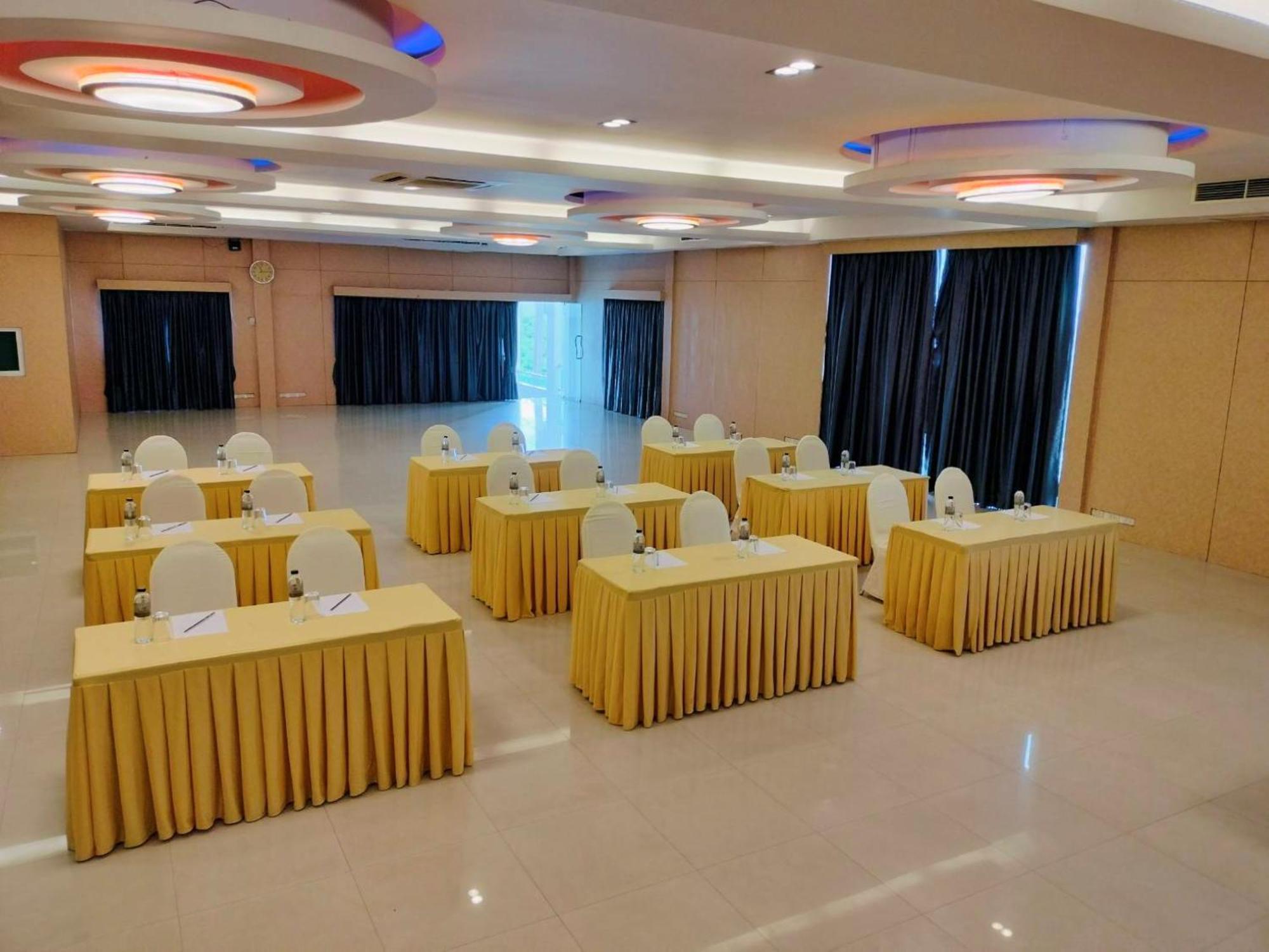 Dragon Beach Resort , Jomtien Beach Pattaya Kültér fotó