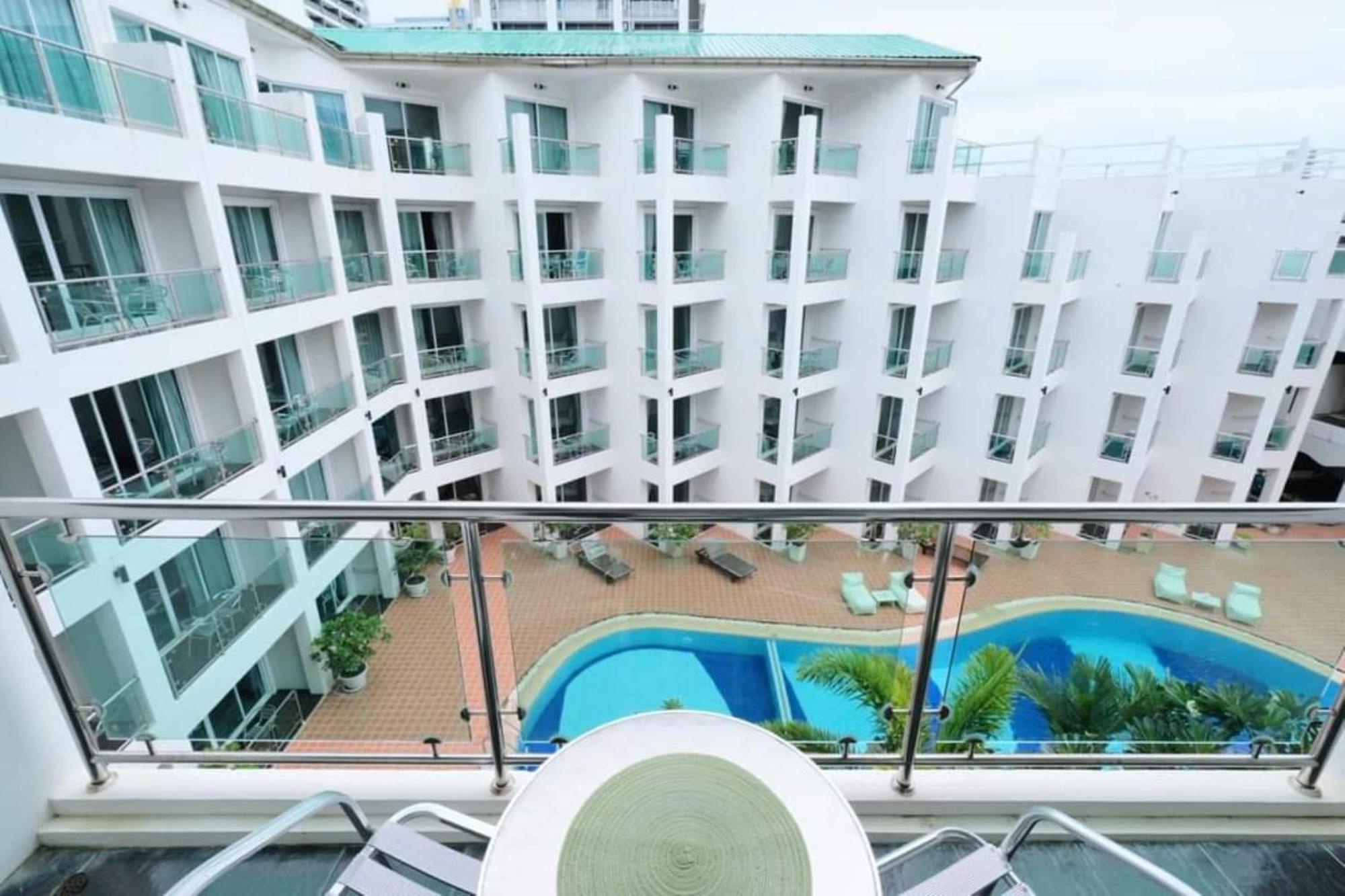 Dragon Beach Resort , Jomtien Beach Pattaya Kültér fotó